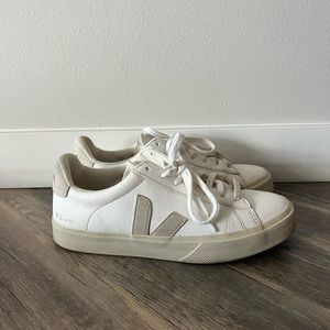 VEJA NET SUSTAIN Campo leather and suede sneakers